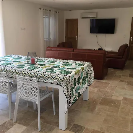 La villa provençale Sarrians Extérieur photo