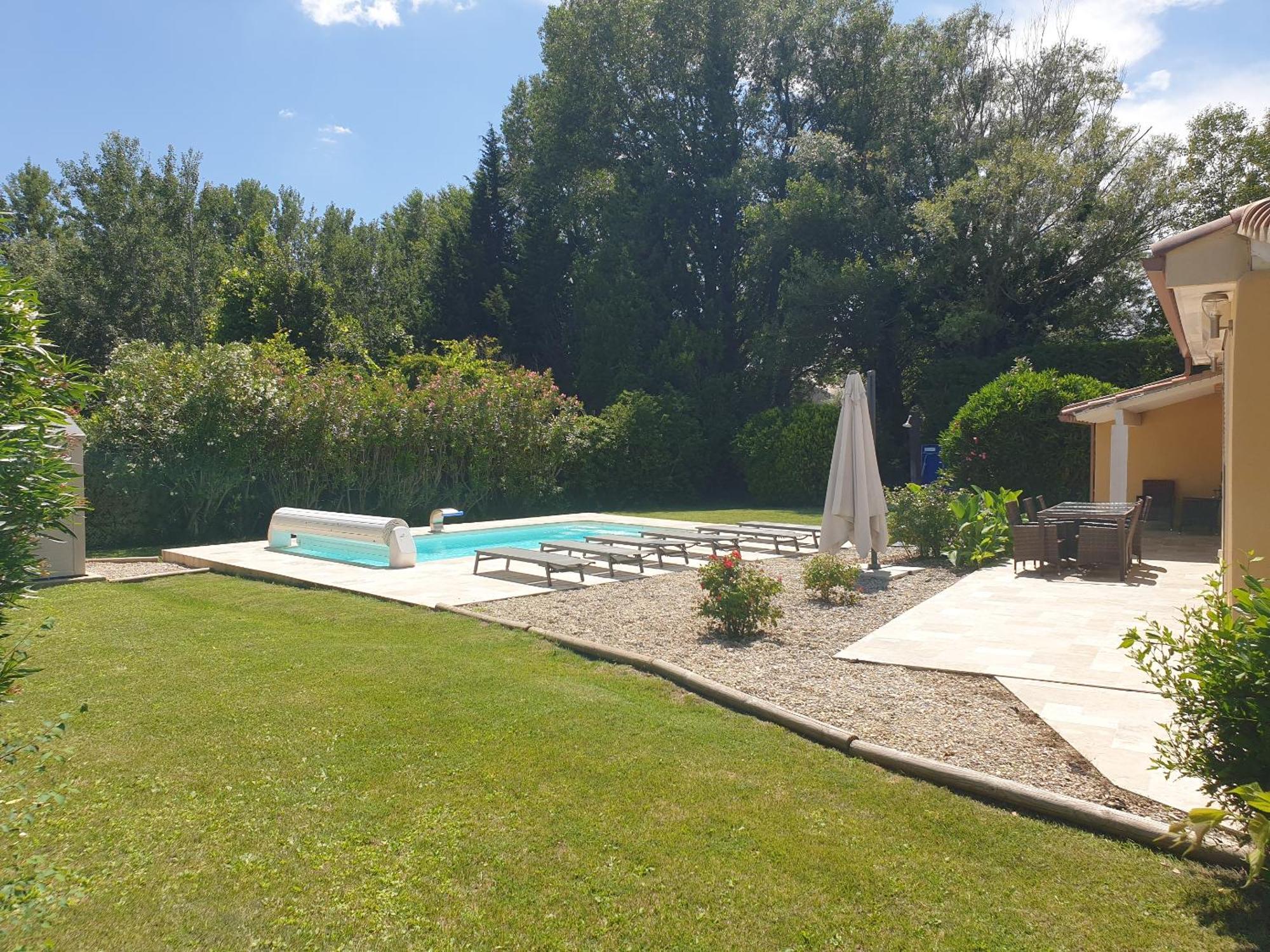 La Provencale Villa Sarrians